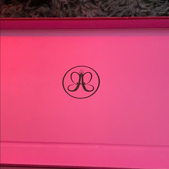 Anastasia - Picture 3 of 3